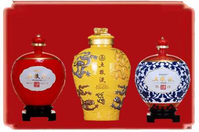 吉安峡江县烟酒回收五粮液各种摆件.jpg